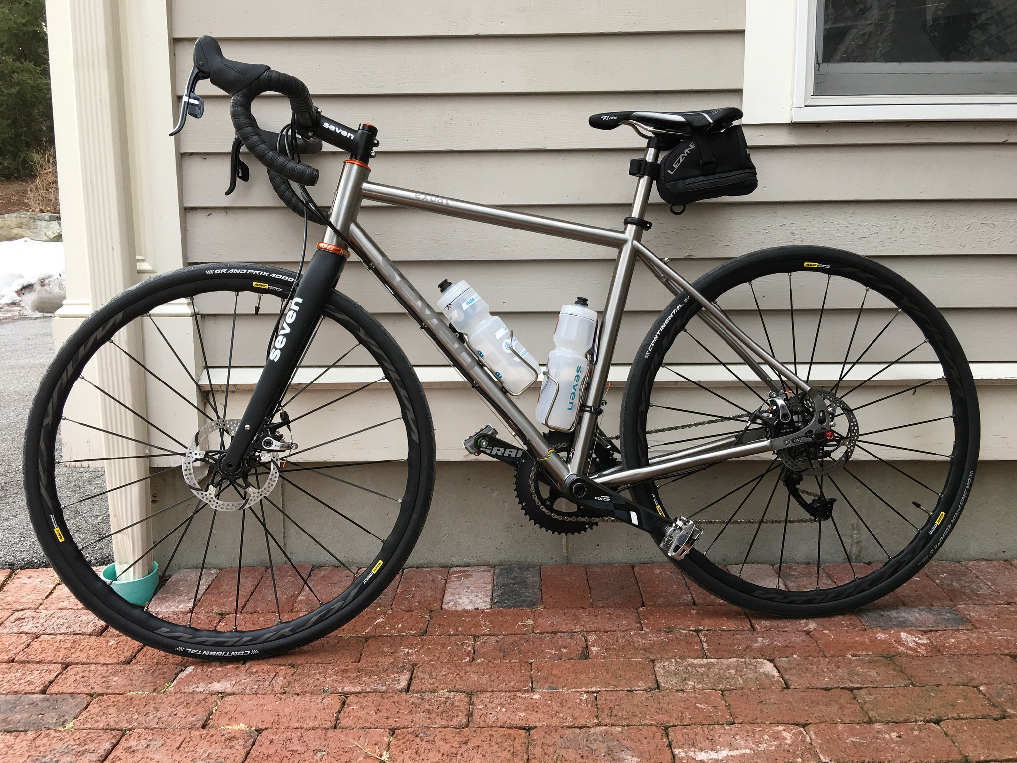 39584204425_8ee70b7d35_k